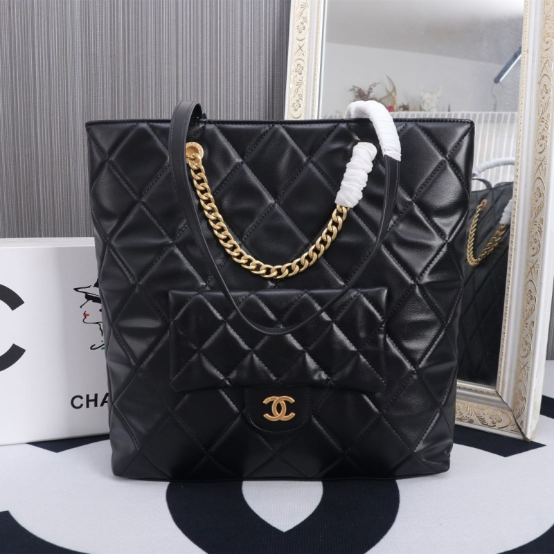 Ch**el shopping bags